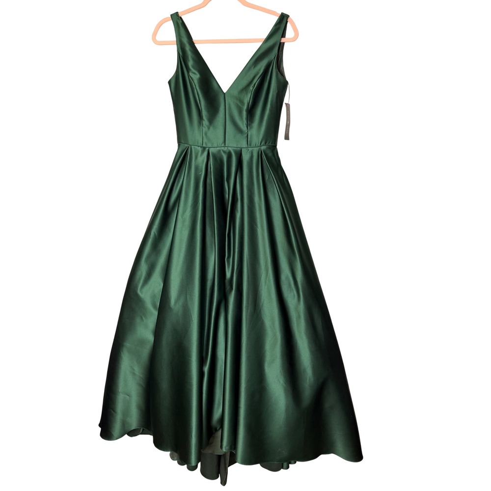Betsy & Adam Emerald Green Satin V-Neck High-Low Formal Gown Dress A19763 Size 2